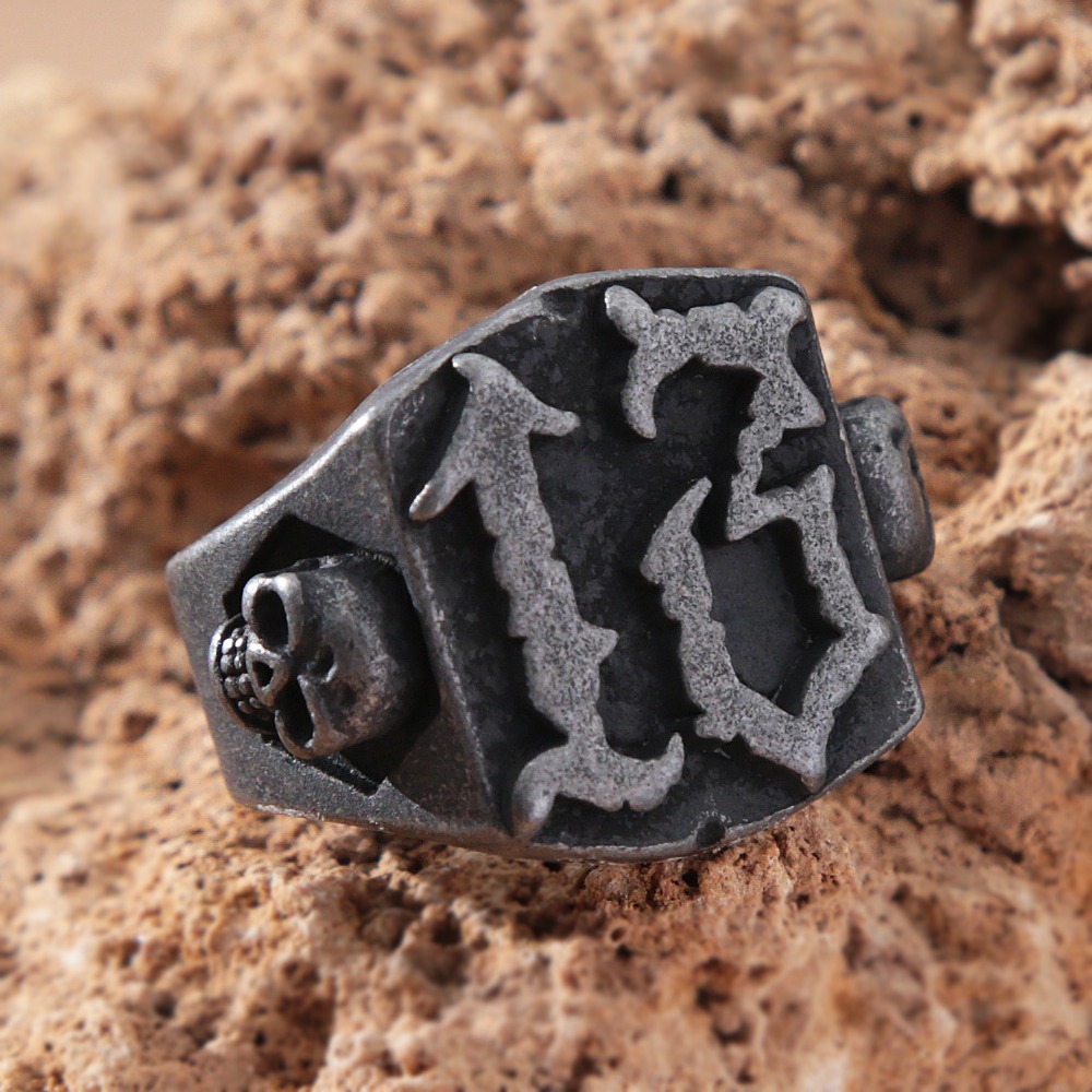 Gothic Black 13 Skull Ring Men - Gothic Skull Ring incelemesi ve fiyatı
